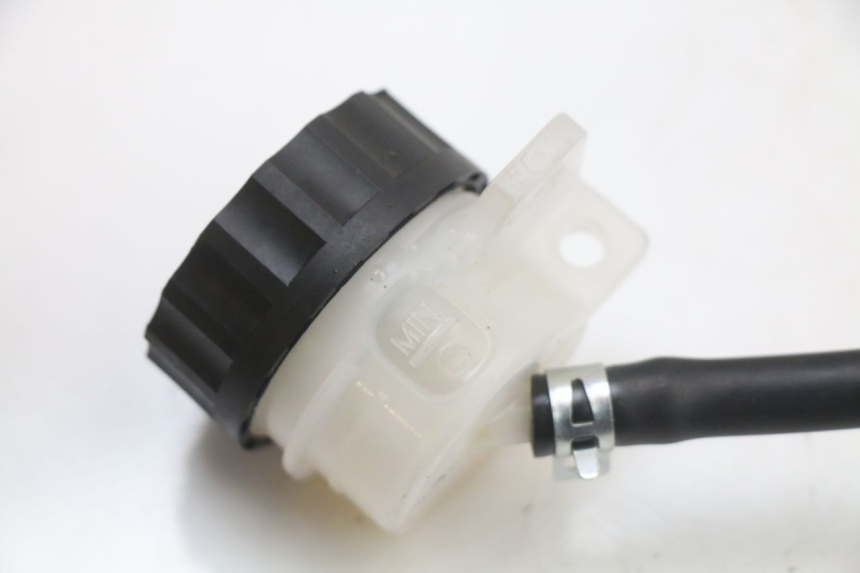 photo de BREMSPUMPE HINTEN ROYAL ENFIELD SCRAM 411 (2022 - 2024) - Details der Befestigungspunkte