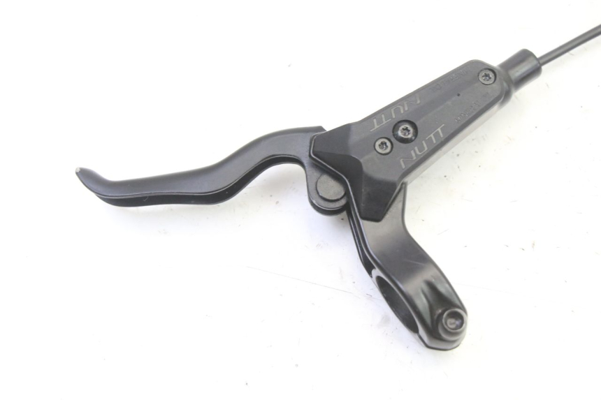 photo de BREMSPUMPE HINTEN HERO S10 1 - Detailansicht des Bauteils