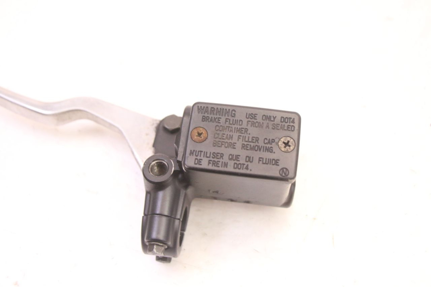 photo de BREMSPUMPE HINTEN PEUGEOT SATELIS 250 (2006 - 2012) - Zoom auf Gebrauchszustand