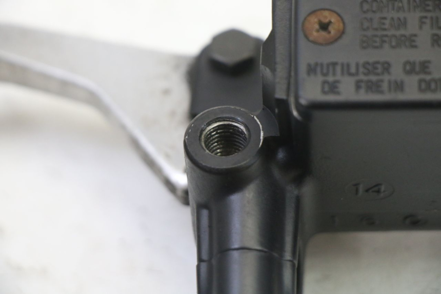 photo de BREMSPUMPE HINTEN PEUGEOT SATELIS 250 (2006 - 2012) - Alternative Perspektive