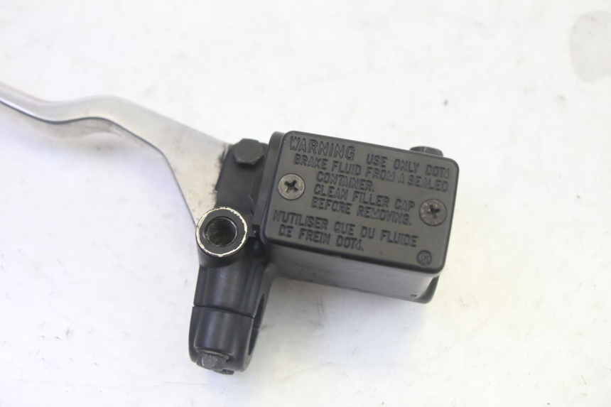 photo de HAUPTBREMSZYLINDER HINTEN PEUGEOT SATELIS 125 (2010 - 2012) - Zoom auf Gebrauchszustand