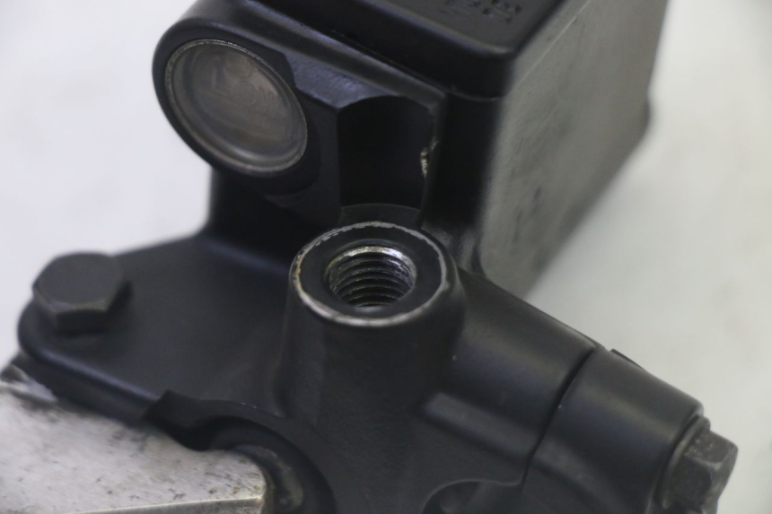 photo de HAUPTBREMSZYLINDER HINTEN PEUGEOT SATELIS 125 (2010 - 2012) - Gesamtansicht des Produkts