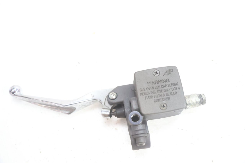 photo de HAUPTBREMSZYLINDER HINTEN PEUGEOT SATELIS 125 (2006 - 2009) - Hauptansicht