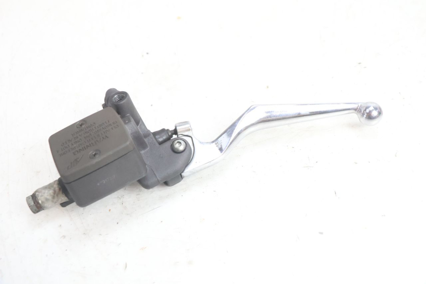 photo de HAUPTBREMSZYLINDER HINTEN PEUGEOT SATELIS 125 (2006 - 2009) - Details der Befestigungspunkte