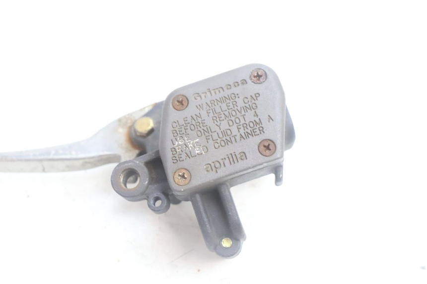 photo de BREMSPUMPE HINTEN APRILIA SCARABEO GT 125 (1999 - 2007) - Detailansicht des Bauteils