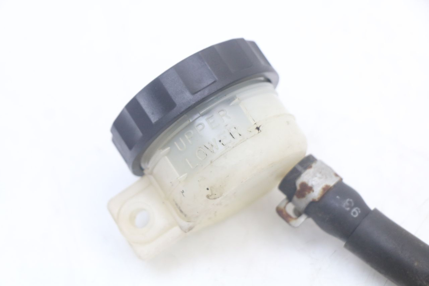 photo de HAUPTBREMSZYLINDER HINTEN TRIUMPH SPEED TRIPLE T301 900 (1994 - 1996) - Alternative Perspektive