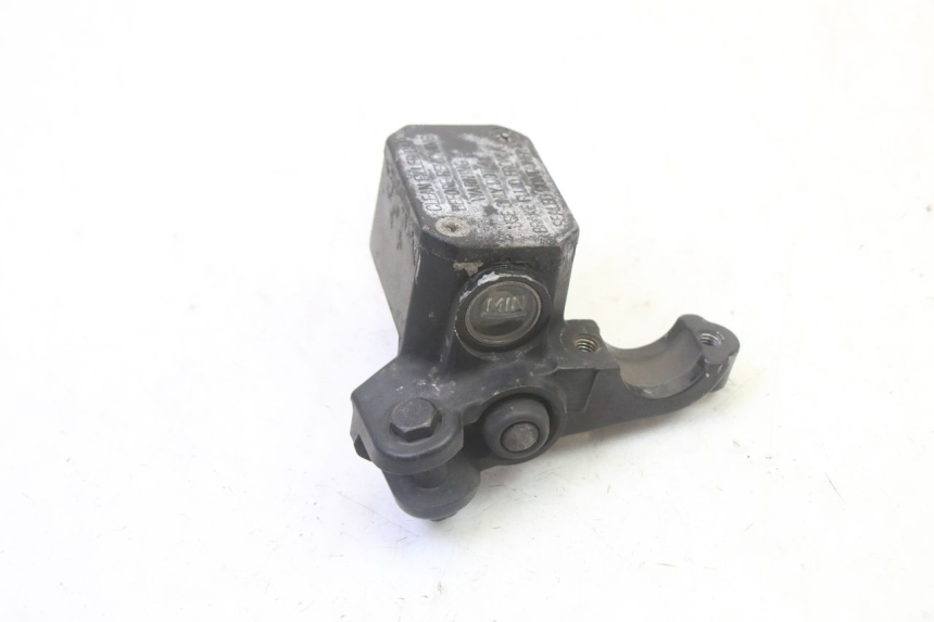 photo de HAUPTBREMSZYLINDER HINTEN APRILIA SR R 2T LC 50 (2018 - 2021) - Alternative Perspektive