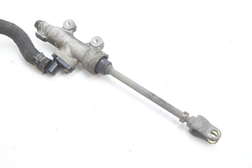 photo de BREMSPUMPE HINTEN HONDA ST PAN EUROPEAN 1100 (1990 - 2002) - Zoom auf Gebrauchszustand