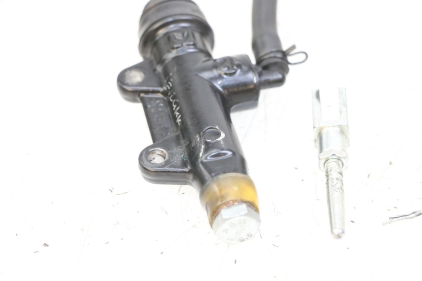 photo de BREMSPUMPE HINTEN HUSQVARNA SVARTPILEN 401 (2018 - 2023) - Technische Nahaufnahme