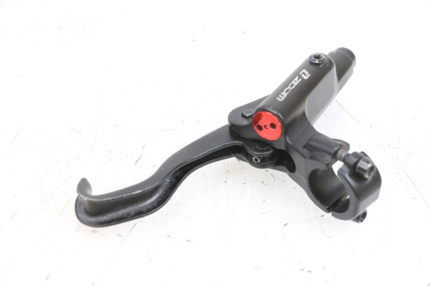 photo de HINTERER BREMSZYLINDER DUALTRON VICTOR LIMITED 1 - Details der Befestigungspunkte