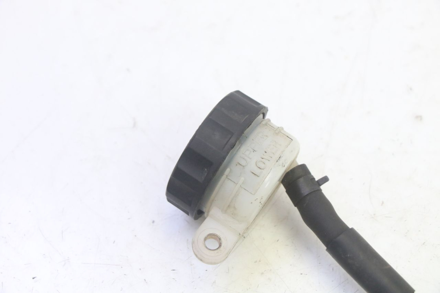 photo de HAUPTBREMSZYLINDER HINTEN DAELIM VJ ROADWIN FI 125 (2008 - 2017) - Detailansicht des Bauteils