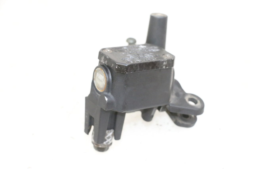 photo de HAUPTBREMSZYLINDER HINTEN YAMAHA XMAX X-MAX 125 (2006 - 2009) - Hauptansicht