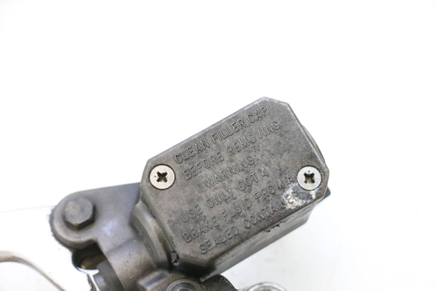 photo de HAUPTBREMSZYLINDER HINTEN YAMAHA X-MAX XMAX 125 (2010 - 2013) - Detailansicht des Bauteils