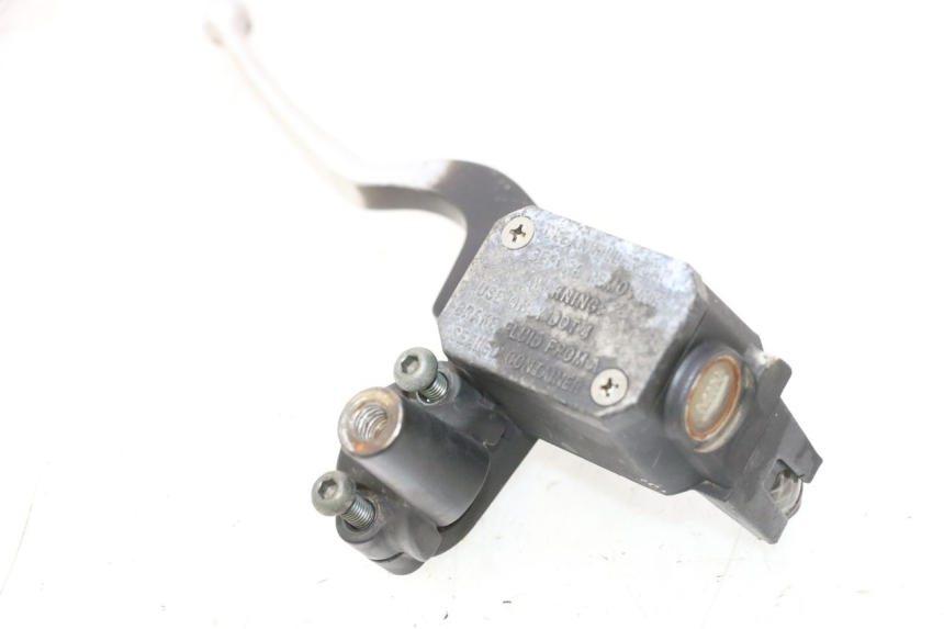 photo de HAUPTBREMSZYLINDER HINTEN YAMAHA XMAX X-MAX 125 (2006 - 2009) - Charakteristische Merkmale