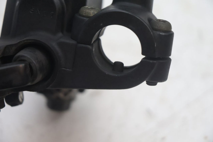 photo de HAUPTBREMSZYLINDER HINTEN YAMAHA XMAX X-MAX 125 (2006 - 2009) - Details der Befestigungspunkte
