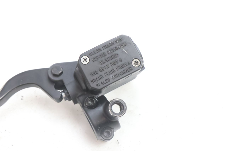 photo de HAUPTBREMSZYLINDER HINTEN YAMAHA X-MAX XMAX 125 (2010 - 2013) - Detailansicht des Bauteils