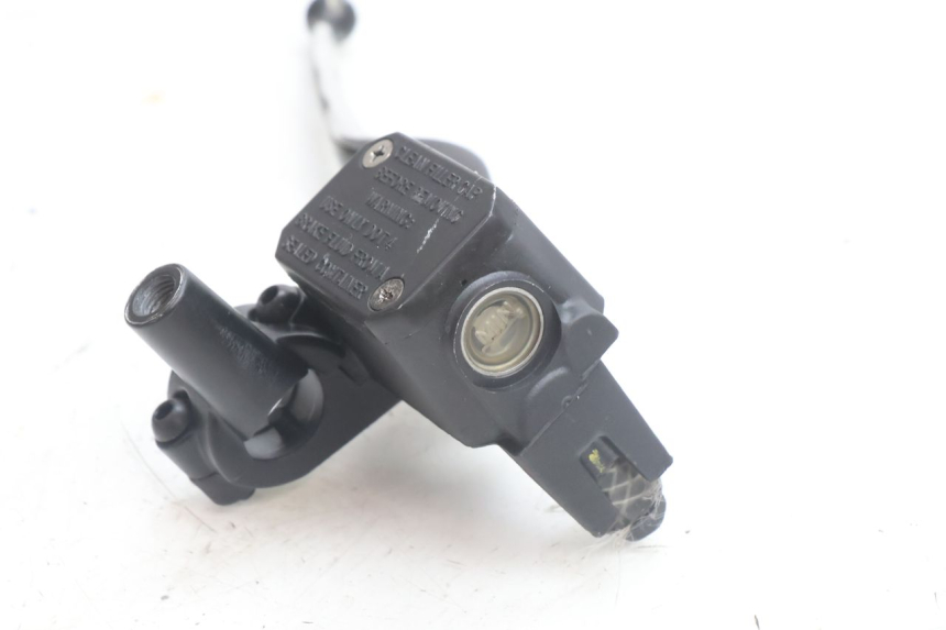 photo de HAUPTBREMSZYLINDER HINTEN YAMAHA X-MAX XMAX 125 (2010 - 2013) - Oberflächenzustand und Material