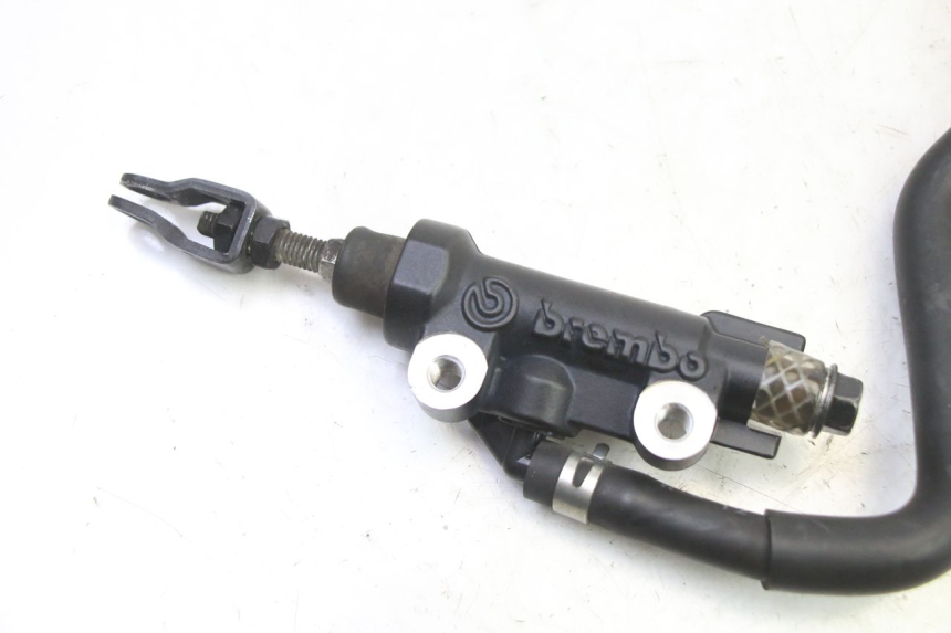 photo de BREMSPUMPE HINTEN YAMAHA XJ6 ABS 600 (2008 - 2016) - Detailansicht des Bauteils