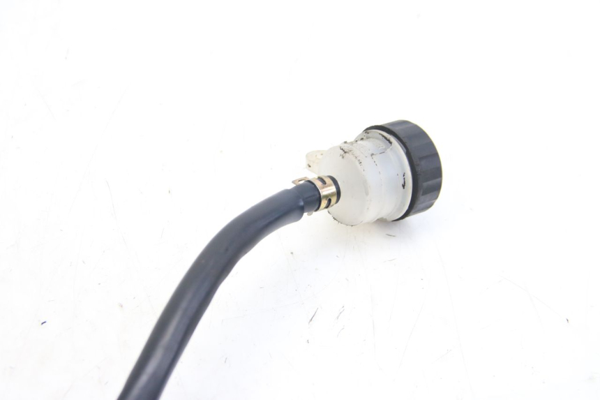 photo de HAUPTBREMSZYLINDER HINTEN PEUGEOT XP6 50 (1997 - 2003) - Zoom auf Gebrauchszustand