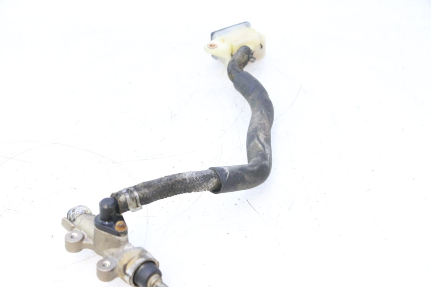 photo de BREMSPUMPE HINTEN HONDA XRV AFRICA TWIN 750 (1990 - 1992) - Details der Befestigungspunkte
