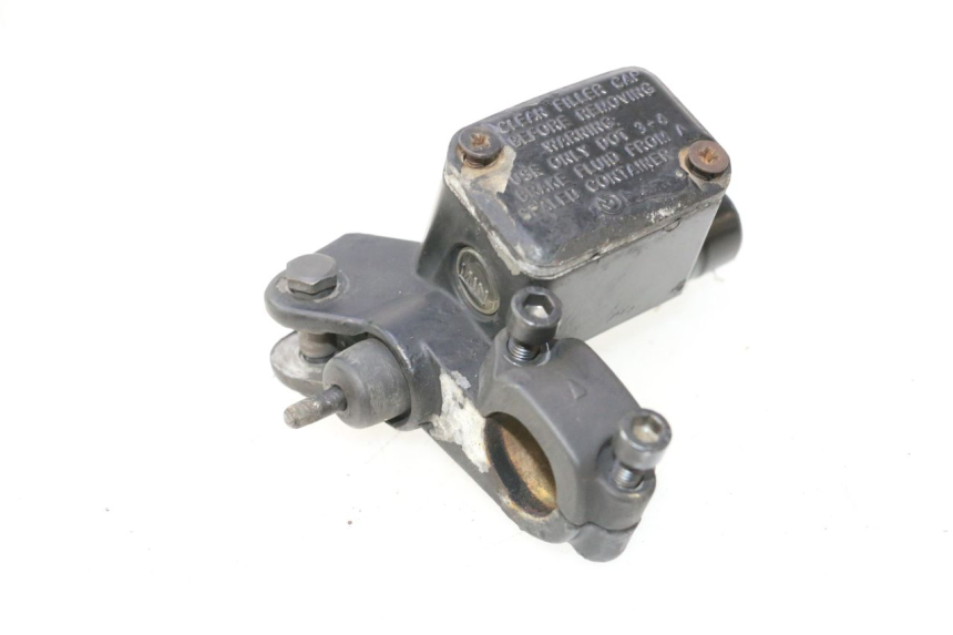 photo de BREMSPUMPE HINTEN YAMAHA YP MAJESTY 125 (2007 - 2010) - Kennzeichnungen und Originalreferenzen