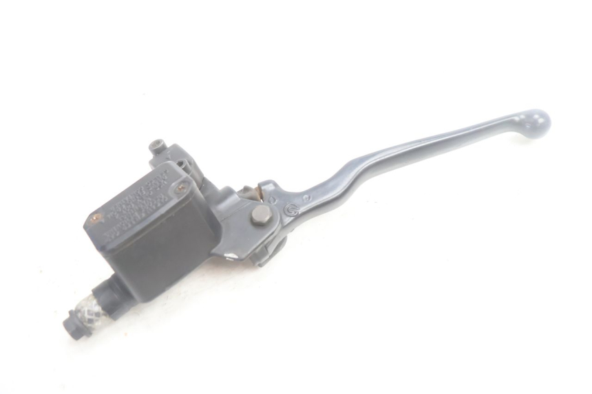 photo de HAUPTBREMSZYLINDER HINTEN YAMAHA YP MAJESTY 125 (2002 - 2006) - Alternative Perspektive