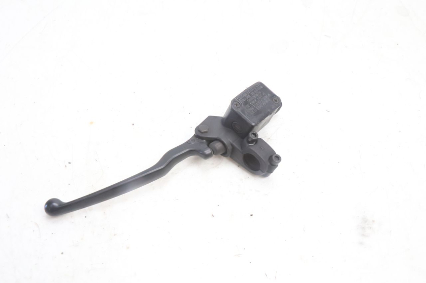 photo de BREMSPUMPE HINTEN YAMAHA YP MAJESTY 125 (2007 - 2010) - Hauptansicht