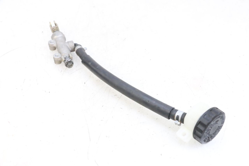 photo de BREMSPUMPE HINTEN KAWASAKI ZR 7 750 (1999 - 2004) - Technische Nahaufnahme