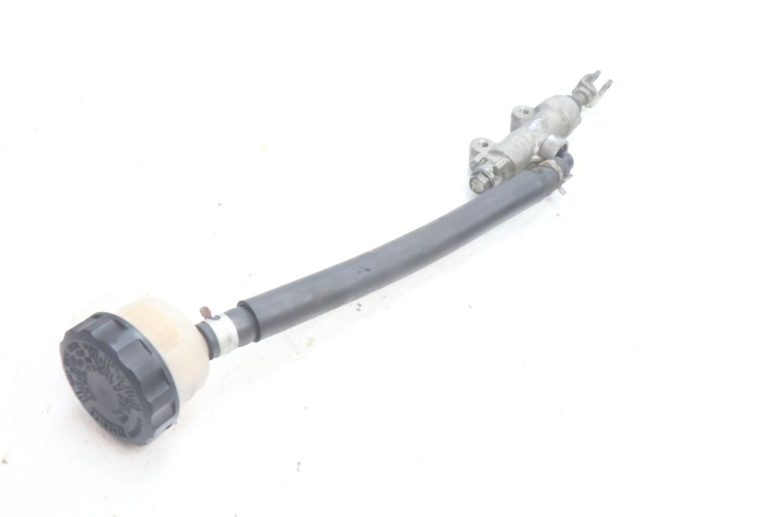 photo de BREMSPUMPE HINTEN KAWASAKI ZZR 600 (1995 - 2004) - Oberflächenzustand und Material
