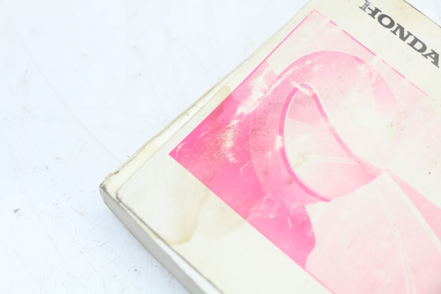 photo de BENUTZERHANDBUCH HONDA FJS SILVER WING SILVERWING 400 (2005 - 2008) - Detailansicht des Bauteils