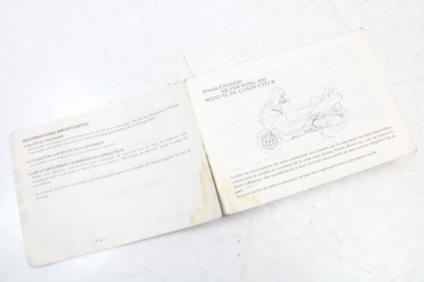 photo de BENUTZERHANDBUCH HONDA FJS SILVER WING SILVERWING 400 (2005 - 2008) - Zoom auf Gebrauchszustand