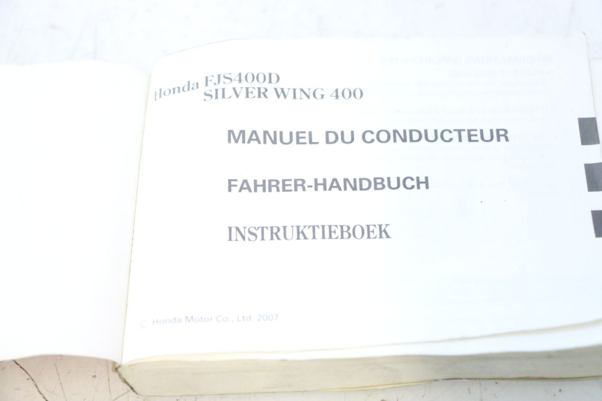 photo de BENUTZERHANDBUCH HONDA FJS SILVER WING SILVERWING 400 (2005 - 2008) - Alternative Perspektive