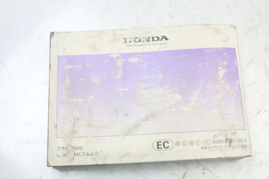 photo de BENUTZERHANDBUCH HONDA FJS SILVERWING SILVER WING 600 (2001 - 2010) - Oberflächenzustand und Material