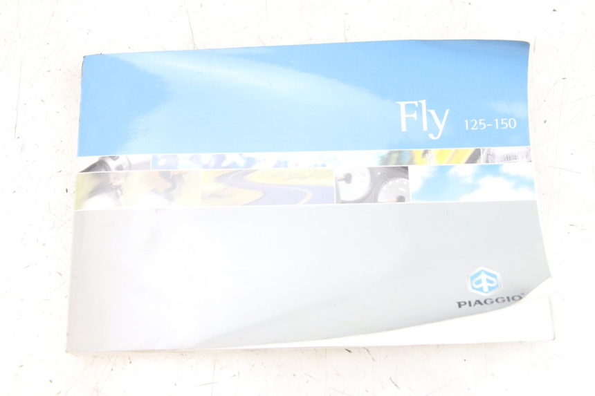photo de BENUTZERHANDBUCH PIAGGIO FLY 125 (2005 - 2012) - Hauptansicht