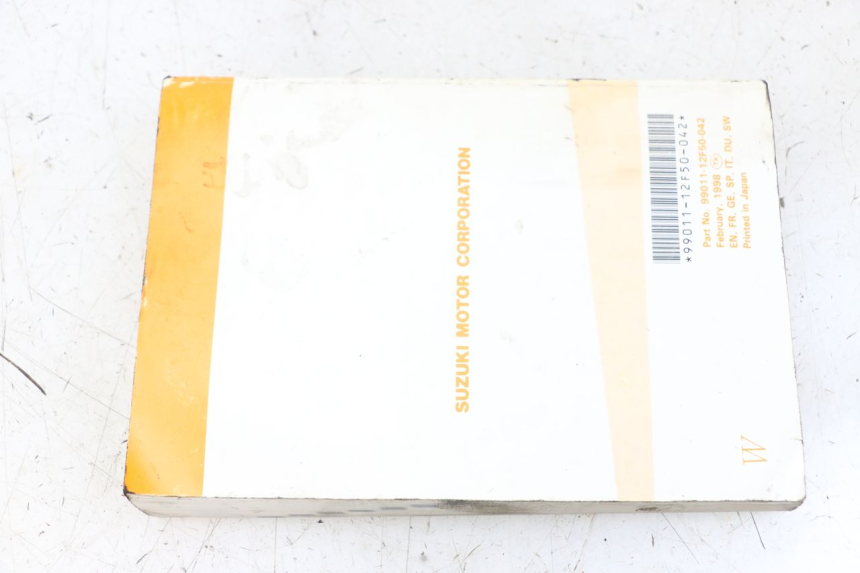 photo de BENUTZERHANDBUCH SUZUKI GZ MARAUDER 125 (1998 - 2004) - Alternative Perspektive