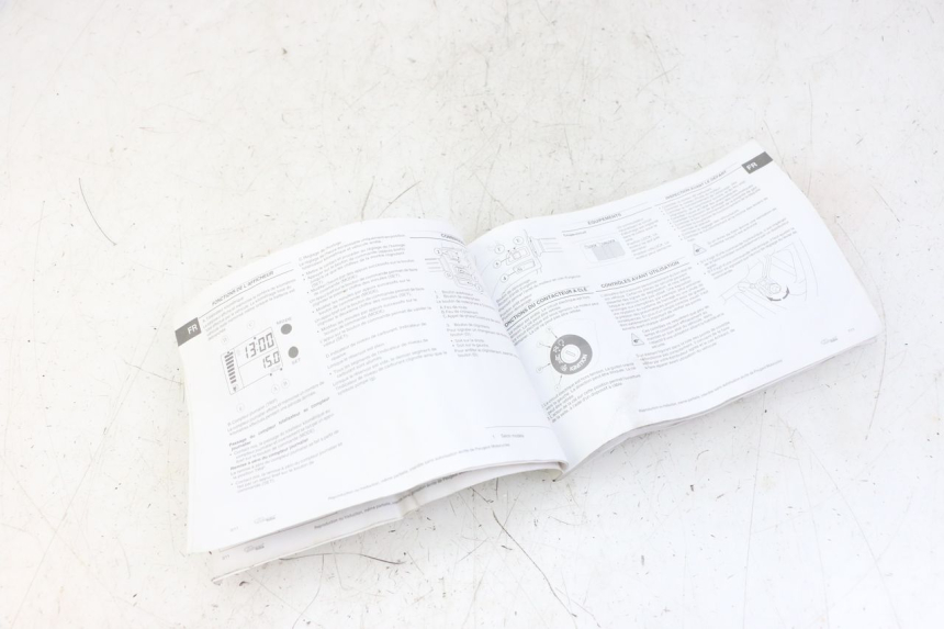 photo de BENUTZERHANDBUCH PEUGEOT TWEET 4T 50 (2014 - 2019) - Zoom auf Gebrauchszustand