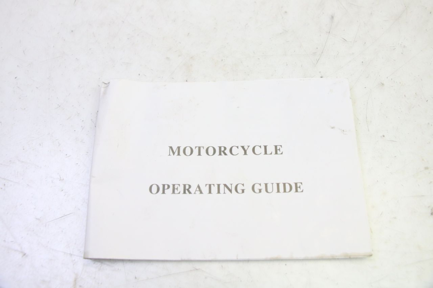 photo de BENUTZERHANDBUCH JM MOTORS SANTANA EVO 50 (2024 - 2026) - Hauptansicht