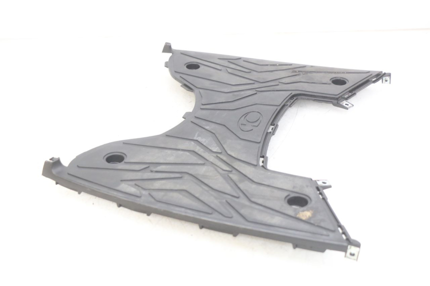 photo de FUßRASTE KYMCO AGILITY 16+ 4T 50 (2018 - 2023) - Details der Befestigungspunkte