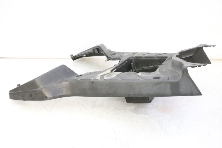 photo de TRITTBRETT VERKLEIDUNG KYMCO AGILITY NAKED RENOUVO 2T 50 (2011 - 2018) - Weitere Ansicht des Artikels