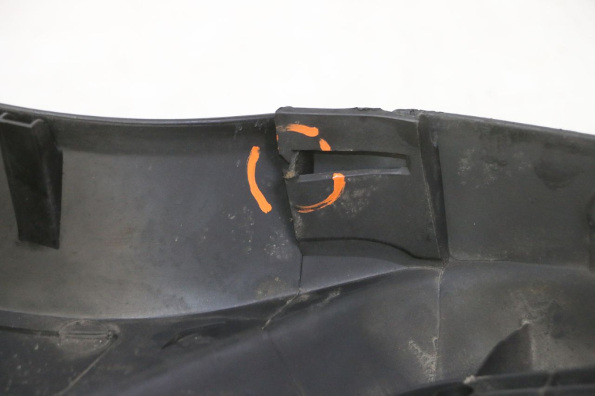 photo de TRITTBRETT VERKLEIDUNG KYMCO AGILITY NAKED RENOUVO 2T 50 (2011 - 2018) - Technische Nahaufnahme