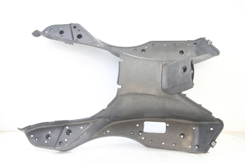 photo de TRITTBRETT VERKLEIDUNG APRILIA ATLANTIC 125 (2003 - 2009) - Detailansicht des Bauteils