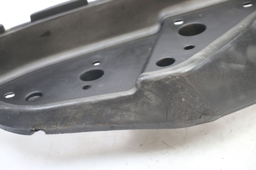 photo de TRITTBRETT VERKLEIDUNG APRILIA ATLANTIC 125 (2003 - 2009) - Gesamtansicht des Produkts