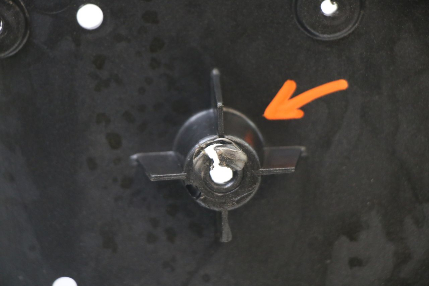 photo de TRITTBRETT VERKLEIDUNG APRILIA ATLANTIC 125 (2003 - 2009) - Geprüftes Gebrauchtteil