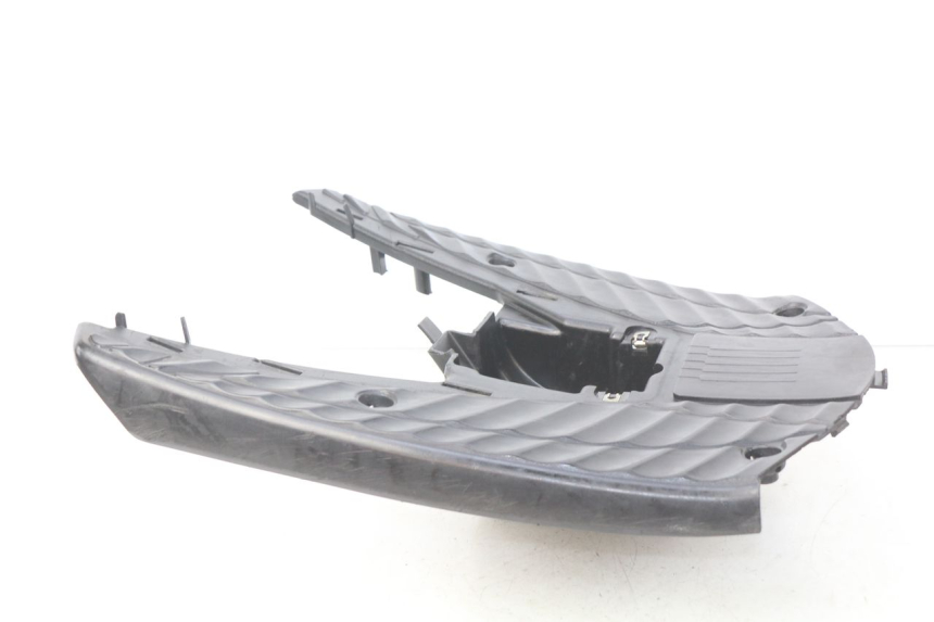 photo de TRITTBRETT VERKLEIDUNG MBK BOOSTER NEXT GENERATION 50 (2004 - 2007) - Oberflächenzustand und Material