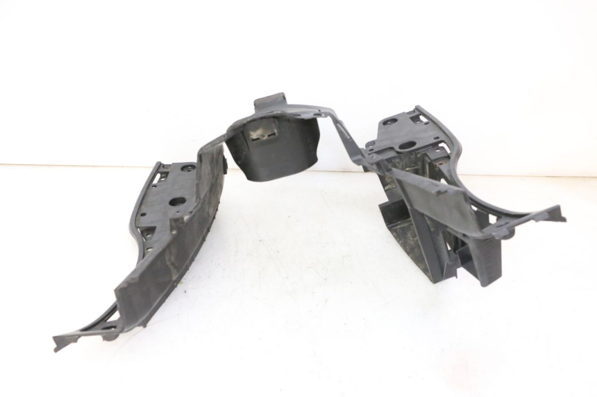 photo de FUßRASTE SUZUKI BURGMAN 125 (2007 - 2014) - Technische Nahaufnahme