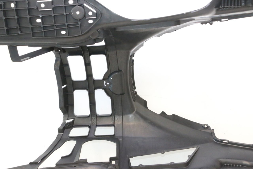 photo de TRITTBRETT VERKLEIDUNG SUZUKI BURGMAN EXECUTIVE ABS 650 (2006 - 2012) - Weitere Ansicht des Artikels