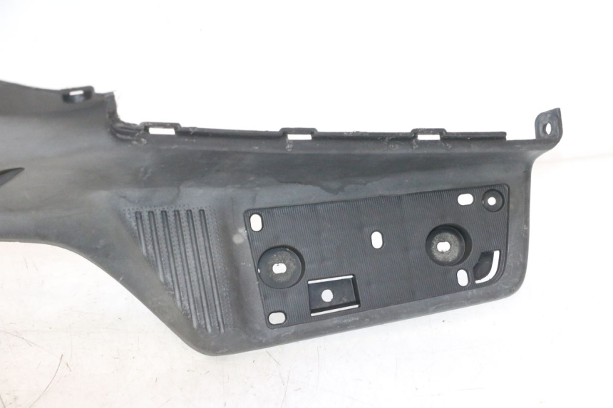 photo de TRITTBRETT VERKLEIDUNG SUZUKI BURGMAN EXECUTIVE ABS 650 (2006 - 2012) - Hauptansicht