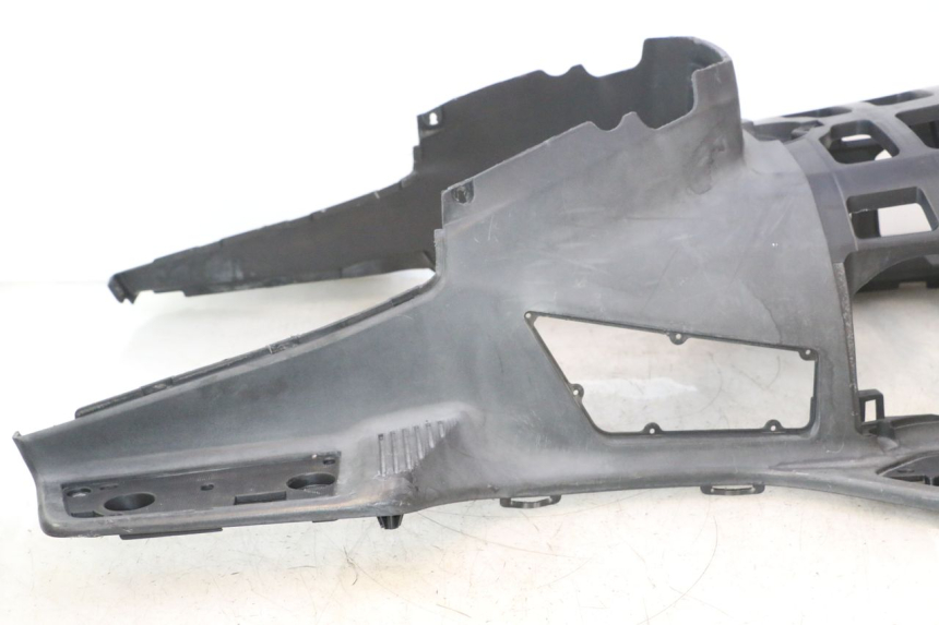 photo de TRITTBRETT VERKLEIDUNG SUZUKI BURGMAN EXECUTIVE ABS 650 (2006 - 2012) - Alternative Perspektive