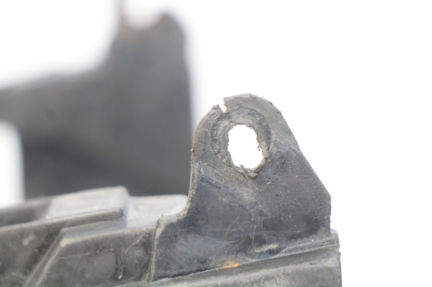 photo de FUßRASTE YAMAHA BW'S 50 (1999 - 2003) - Details der Befestigungspunkte