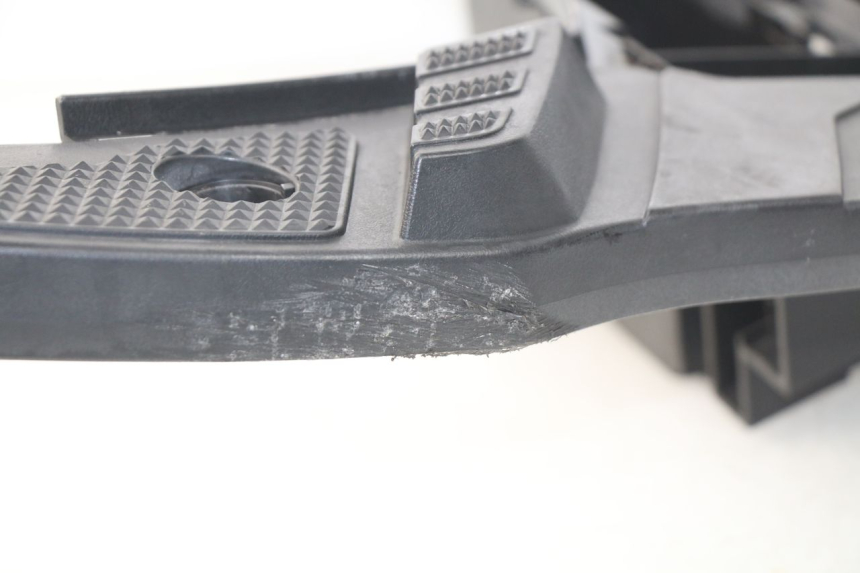 photo de FUßRASTE YAMAHA BW'S BWS 125 (2010 - 2013) - Zoom auf Gebrauchszustand